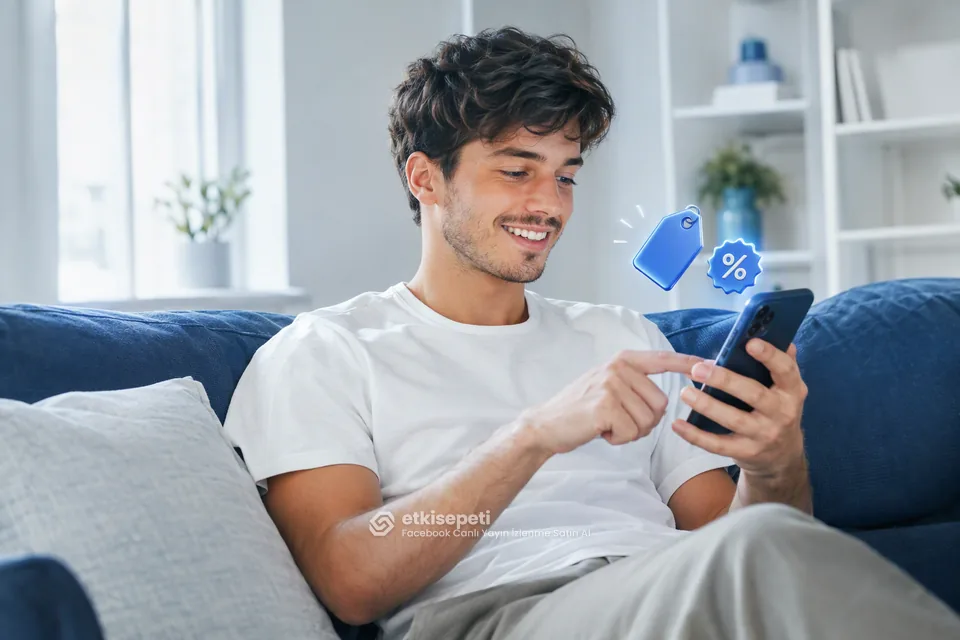 Facebook Canlı Yayın İzlenme paket fiyatlarını inceleyen bir kullanıcı