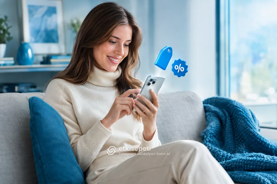 Telegram Reaksiyon paket fiyatlarını inceleyen bir kullanıcı