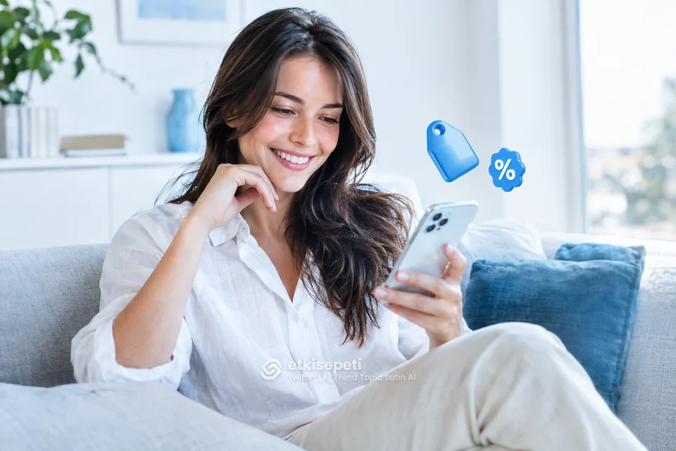 Twitter (X) Trend Topic paket fiyatlarını inceleyen bir kullanıcı